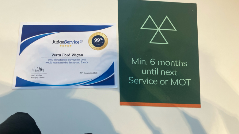 Nissan Qashqai 1.3 DiG-T Acenta Premium 5dr Petrol Hatchback